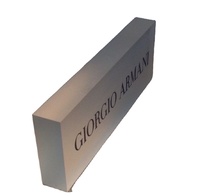 Bloc de logo en acrylique clair s avec la conception personnalisée