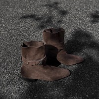 Bottes courtes décontractées pour femmes en faux daim à bout pointu et talon carré bas avec bride, vente en gros