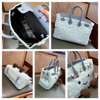 Sac à poupée style Jllycatlm au design original - Sac fourre-tout décontracté en microfibre synthétique style platine avec fermeture en peluche - Adorable