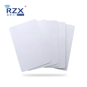הדפסה תרמית CR80 גודל 125KHz EM4200 / EM4305 / EM4450 RFID כרטיס PVC לבן ריק
