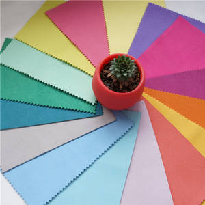 الأكثر مبيعاً قماش صناعي من الجلد المدبوغ مقاوم للماء والجلد الصينع الصديقي للبطانة والأحذية وحقائب اليد وغيرها - Product Image 3