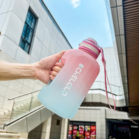 Nouvelle conception, bouteilles d'eau de sport en plastique PP sans BPA, 1,2 L/1,6 L/2,2 L, demi-gallon, pour la salle de sport, la remise en forme en plein air, avec bouchon à vis.