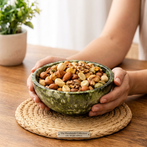 Tazón de Resina Ecológico Hecho a Mano, Diseño Verde Marmoleado Wabi Sabi, Apilable, Apto para Lavavajillas, para Frutas y Bocadillos - Product Image 1