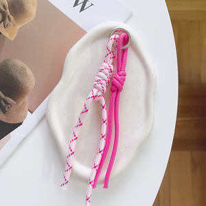 मूल डिजाइन किए गए खेल इन प्यारे फोन एक्सेसरीज हाथ से बुने रस्सी कीचेन फैशन पेलेंट गहने डिय बैग कीरिंग उपहार - Product Image 6