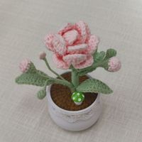 Vente en gros de fleurs artificielles tissées à la main en pot, décoration intérieure, simulation de crochet, cadeau à tricoter en laine de jasmin