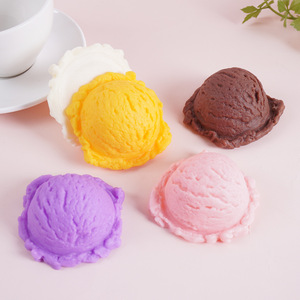 Bolas de helado simuladas de PVC, divertidos y realistas accesorios de modelo de postre, bolas de helado multicolor con bordes. - Product Image 4