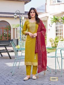 Elegante pantalón Kurti listo para usar con Dupatta para mujer Ropa elegante étnica pakistaní Perfecta para el uso diario y festivo - Product Image 3