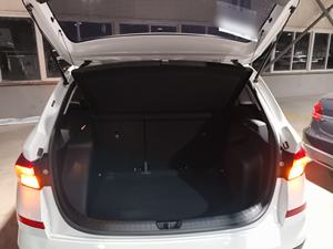 Skoda <span class=keywords><strong>Kamiq</strong></span> Usata 2021, SUV a Benzina 1.5L, Guida a Sinistra, Sedili in Pelle, Colore Scuro, R18, Disponibile in Cina - Product Image 6