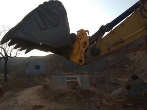 Excavadora de doble bloqueo Q345B, <span class=keywords><strong>20</strong></span> toneladas, PC200, enganche rápido hidráulico personalizado - Product Image 5