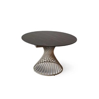 Conceptions de table de salle à manger en céramique circulaire ronde de conception européenne avec table à manger extensible rotative ronde à jambe dorée