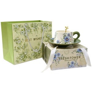 Ensemble tasse et soucoupe en céramique à motif floral peint à l'huile, élégante tasse à thé pour l'après-midi, cadeau pour la vente en gros - Product Image 5