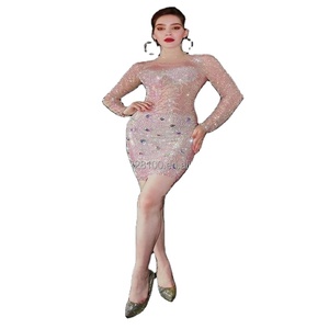 Costumi, Discoteca, Bar, Cantante Femminile con Diamanti, Rete, Trasparenze, Glutei, Minigonna - Product Image 2