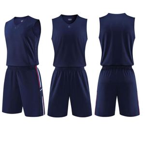 Vêtements de sport sublimés 100% polyester fabriqués sur mesure avec un design et un logo personnalisés, maillots de basket-ball - Product Image 3