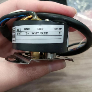 Bộ mã hóa động cơ servo <span class=keywords><strong>NH4</strong></span>-17LS65CZT <span class=keywords><strong>NH4</strong></span>-17LS65CAM đầu ra ổn định trong kho - Product Image 4