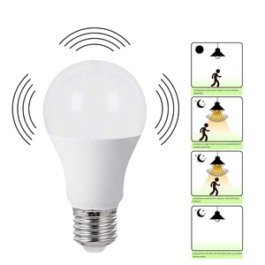 Lampe LED <span class=keywords><strong>de</strong></span> détecteur <span class=keywords><strong>de</strong></span> mouvements par Radar, <span class=keywords><strong>ampoule</strong></span> d'éclairage <span class=keywords><strong>de</strong></span> sécurité, pour l'intérieur et l'extérieur - Product Image 1
