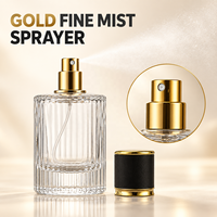 Vente en gros de flacons de parfum en verre côtelé transparent de 30 ml, 50 ml, 100 ml avec atomiseur à fine brume dorée, bouchons noirs et blancs