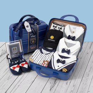 Set Regalo per Neonati Stile College, Multi-pezzo, in Cotone Morbido Spazzolato, Completo Bicolore Blu per Primavera e Autunno - Product Image 3