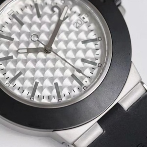 Reloj Mecánico Deportivo de Aleación de Aluminio de 40 mm con Esfera Mate de Escamas de Pez, Cristal de Zafiro, Alarma, Estilo Número de la Suerte y Parte Trasera de Titanio - Product Image 3