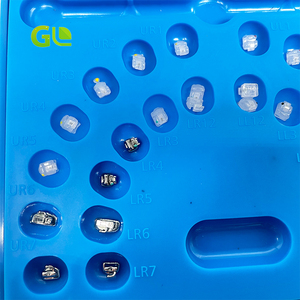 Brackets Ortodontici Autoleganti Passivi in Ceramica Guli 0.022\" per Dentisti, Best-seller - Product Image 4