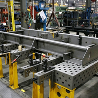 Table de soudage de précision en fonte, plateforme flexible tridimensionnelle avec dispositifs de fixation et serre-joints