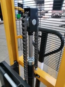 Made in China Manual <strong>Pallet</strong> Stacker SYC Series 1 Yon Downward Protection Warehouse Workshop - Product Image 2