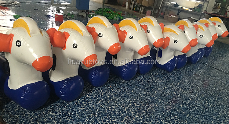 Balle de 101,6 cm pour chevaux - Grand Jouet de football pour cheval - Jouet pour cheval - Ennui équin - Mega Pets - Ballon de football équestre Balle de 101,6 cm pour chevaux - Grand Jouet de football pour cheval - Jouet pour cheval - Ennui équin - Mega Pets - Ballon de football équestre