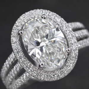 Anello di fidanzamento ovale da donna, elegante gioiello per proposta di matrimonio - Product Image 5