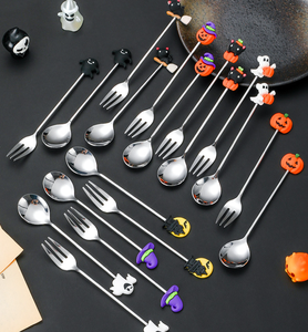 ชุดช้อนส้อมสแตนเลสสำหรับฮาโลวีนขายส่ง ลายฟักทอง ผี แมว ช้อนคน ช้อนตัก สำหรับงานปาร์ตี้ ชุดอุปกรณ์บนโต๊ะอาหารสำหรับเทศกาล จำนวนมาก - Product Image 2