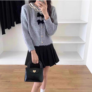 महिलाओं के शीतकालीन ग्रे विंटेज राउंड-गर्दन निष्पक्ष द्वीप बुना हुआ कार्डिगन एक आकार की पॉली + कपास जैक्वार्ड बटन कस्टम ओएम लोगो - Product Image 4