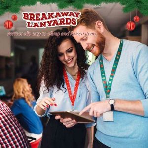 สายคล้องคอคริสต์มาสแบบกำหนดเองพร้อมสายคล้องแบบตะขอ สายคล้องคอโพลีเอสเตอร์พิมพ์ลายซับลิเมชั่นสำหรับคริสต์มาสที่ทนทานพร้อมโลโก้แบบกำหนดเองยอดนิยม จัดส่งด่วน - Product Image 4