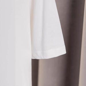 2025 verano nueva llegada Unisex moda lujosa 260g doble hilo algodón camiseta Logo patrón carta bordado nuevo - Product Image 4