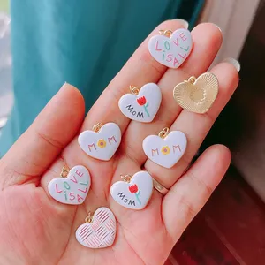 Pendentif tendance coloré en forme de cœur et d'étoile, breloque « Love <span class=keywords><strong>Kiss</strong></span> Mom » et lettre porte-bonheur, fournitures pour la fabrication de bijoux DIY (colliers, bracelets) L46 - Product Image 6