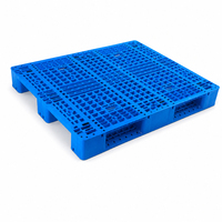 Palette en plastique HDPE durable 1100*1100mm, résistante à l'eau, avec entrée pour chariot élévateur à quatre voies, pour l'empilage de marchandises en entrepôt