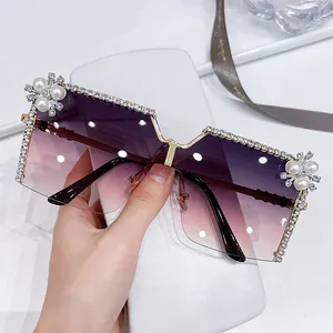 Mode Vintage Viereck Strass Sonnenbrille Damen 2024 neue trendige Luxus-Diamant-Design kristallfarbene Hang-Sonnenbrille