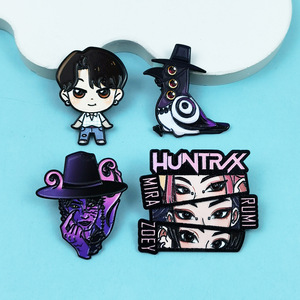 Broche de dessin animé créative Garçon et Fille Magiques, Badge décoratif personnalisé sur le thème du cinéma et de l'animation anglaise - Product Image 3