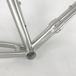 Cuadro de Bicicleta de Carretera de Titanio con Acoplador, Cuadro de Bicicleta de Titanio Waltly, Cuadro de Bicicleta de Carretera con Salidas de Cable Breeze - Product Image 4
