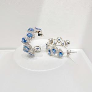 Pendientes coreanos de plata 925 con piedra natural azul, elegantes y geométricos, con circonita y moissanita para mujer. - Product Image 4