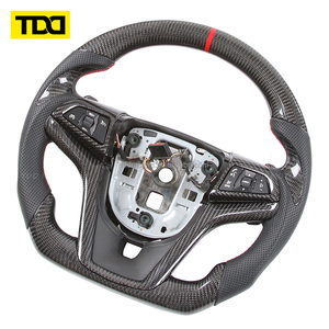 พวงมาลัยคาร์บอนไฟเบอร์แท้จากโรงงาน TDD สำหรับ Chevrolet Camaro & Corvette - หุ้มหนังแบบเจาะรู ขนาด 40 มม. - Product Image 4