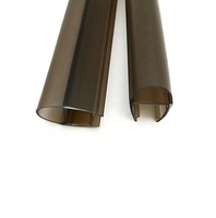Profilé en PVC extrudé transparent en forme de U, durable, écologique, en angle L, triangle, couleur personnalisée, design moderne, modèle S7650