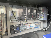 Machine à rainurer en V CNC automatique haute vitesse SANXIN contrôlée par PLC avec système hydraulique pour tôles d'acier 16,5 kW Haute productivité