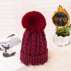 Gorros de Invierno Cálidos para Mujer, de Moda, con Pompones, Forro Polar Tejido, Venta al por Mayor en Stock - Product Image 3