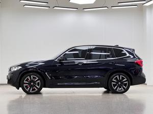 Auto Usado en Venta, <span class=keywords><strong>BMW</strong></span> <span class=keywords><strong>IX3</strong></span> 2023 Edición Líder, SUV Usado con Volante a la Izquierda, Eléctrico, de Lujo, 286hp, 550km de Autonomía, Excelente Estado - Product Image 5