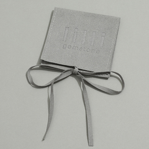 Bolsa de Joyería de Microfibra de Lujo con Logotipo Personalizado de 8*8cm, Bolsa Pequeña con Solapa para Collares y Pendientes, con Lazo - Product Image 6