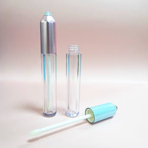 การออกแบบใหม่โปร่งใสรูปร่างที่ไม่ซ้ํากันหลอดลิปกลอสกระสุนดินสอรูปร่างด้านบนขายส่งโลโก้ที่กําหนดเองสีหลอดกลม - Product Image 6