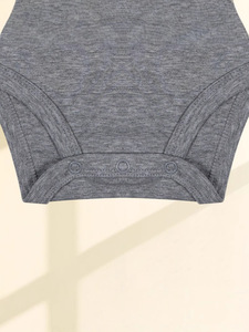 Однотонные нейтральные комбинезоны с коротким рукавом для младенцев, ультрамягкие эластичные хлопковые ромперы с застежкой на кнопках для новорожденных - Product Image 5