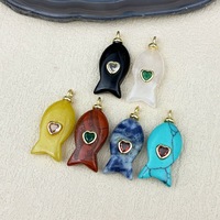 Pendentif de charme pour femme en or 18 carats plaqué or, pierres précieuses naturelles pavées de zircon, obsidienne noire, jade jaune, cristal blanc, poisson