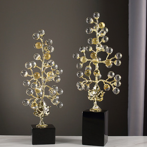 <b>Crystal</b> <b>Tree</b> Ornament Red Beads Gold Branches Black Base Home Decoration - Product Image 4