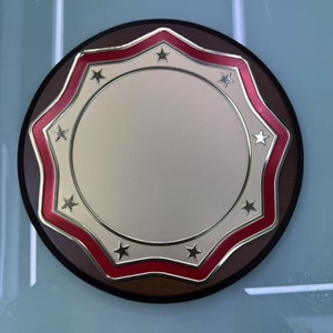 2025 nueva placa de escudo redondo con caja de madera para Premios de <span class=keywords><strong>Empleo</strong></span> del año para exportación desde Yiwu - Product Image 6