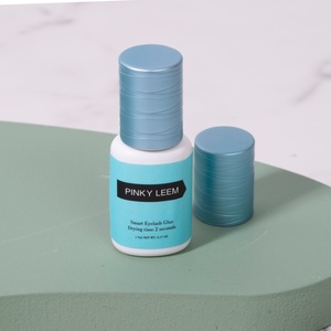 Pegamento para Pestañas Pinky Leem al por Mayor, Marca Privada, Volumen Fuerte, Adhesión Especial, Resistente al Agua, el Mejor Pegamento para Pestañas - Product Image 1