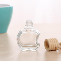 Diffuseur de parfum pour voiture en forme de pomme, sans électricité, pour rétroviseur, vente en gros